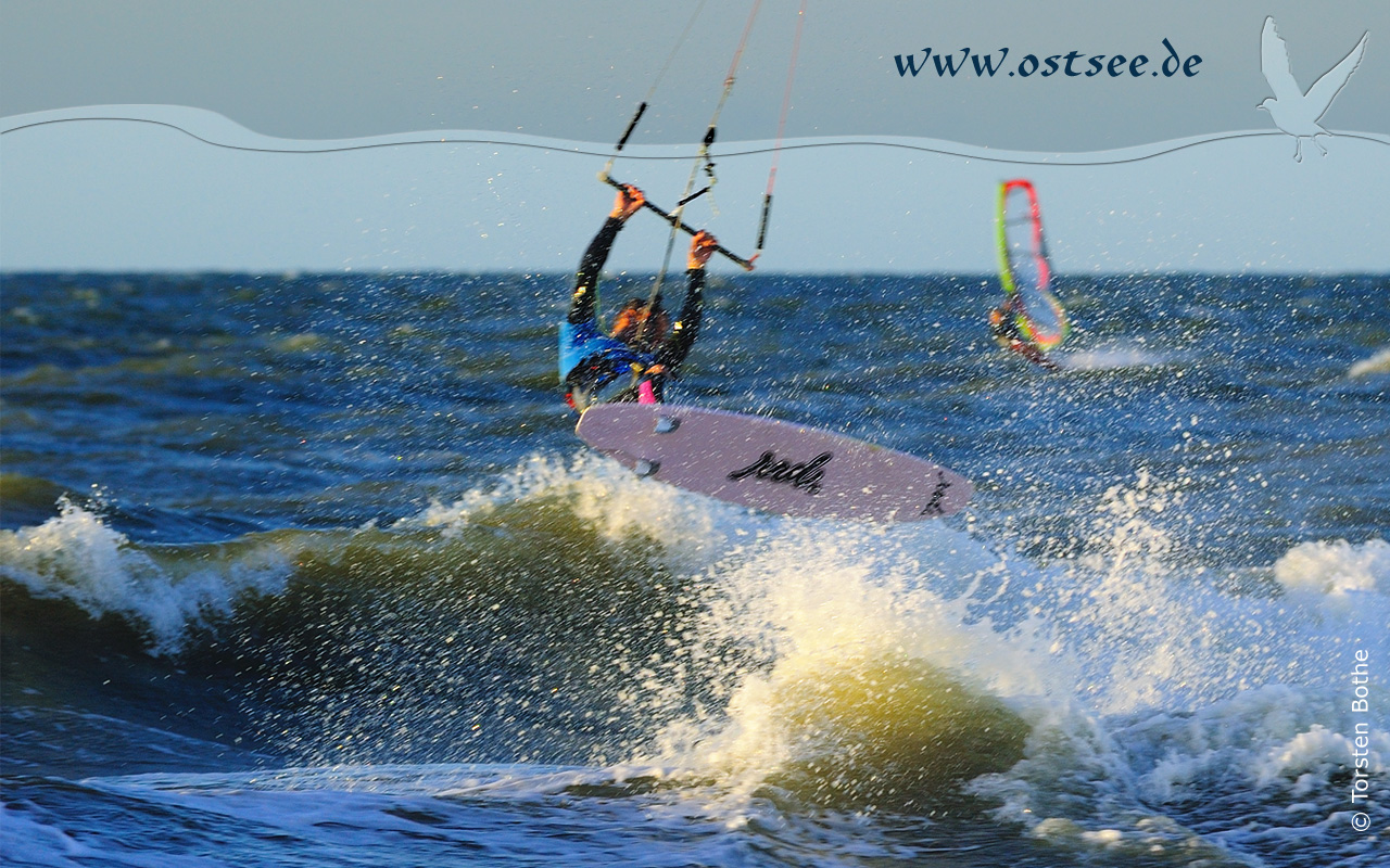 Kitesurfer auf der Ostsee