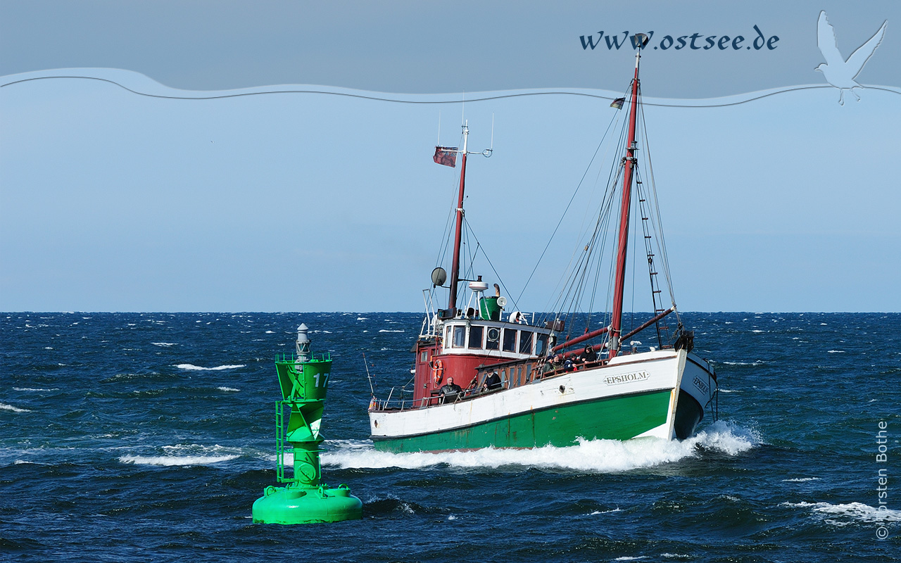 Hintergrundbild: Fischkutter an der Ostsee