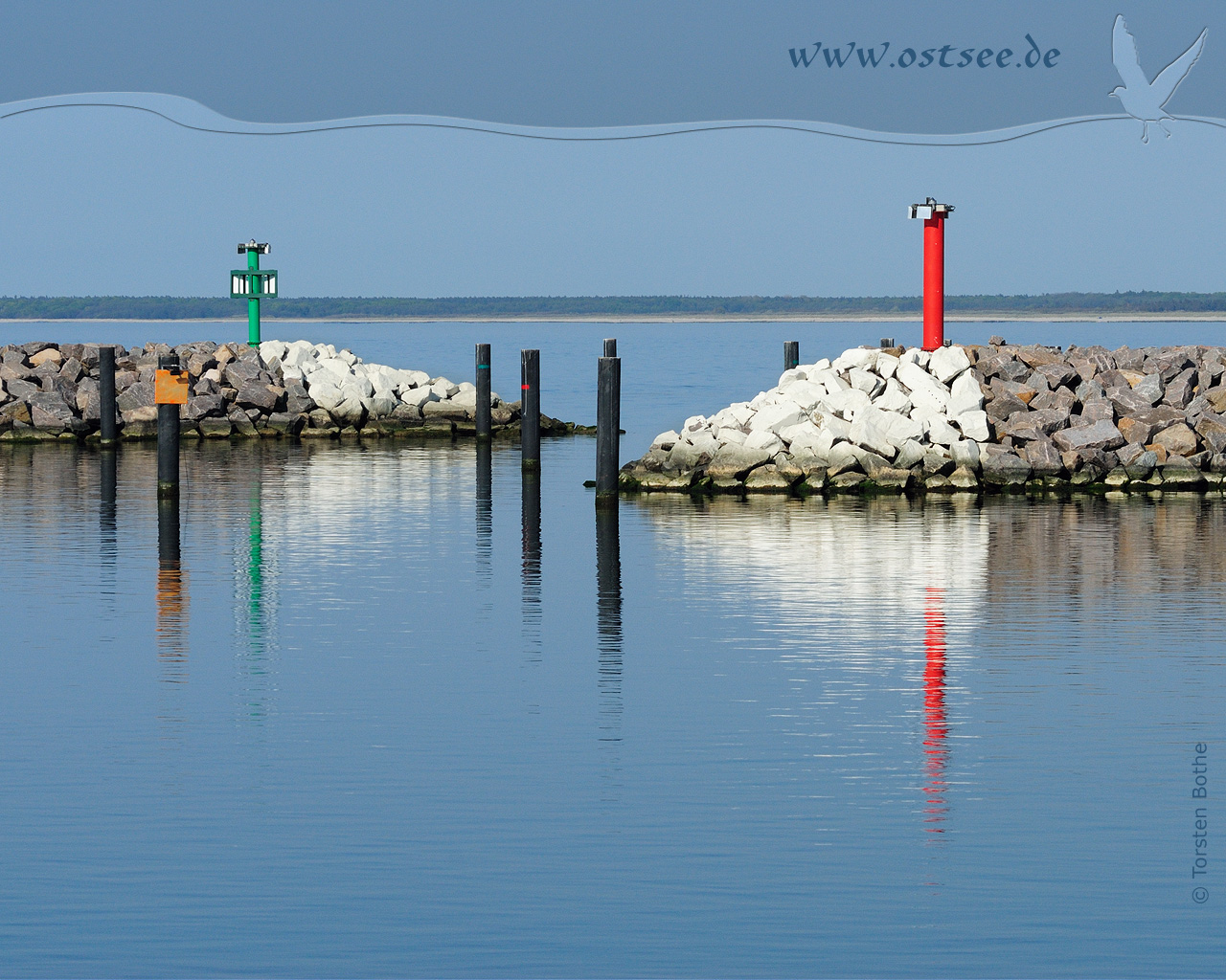 Hintergrundbild: Yachthafen an der Ostsee