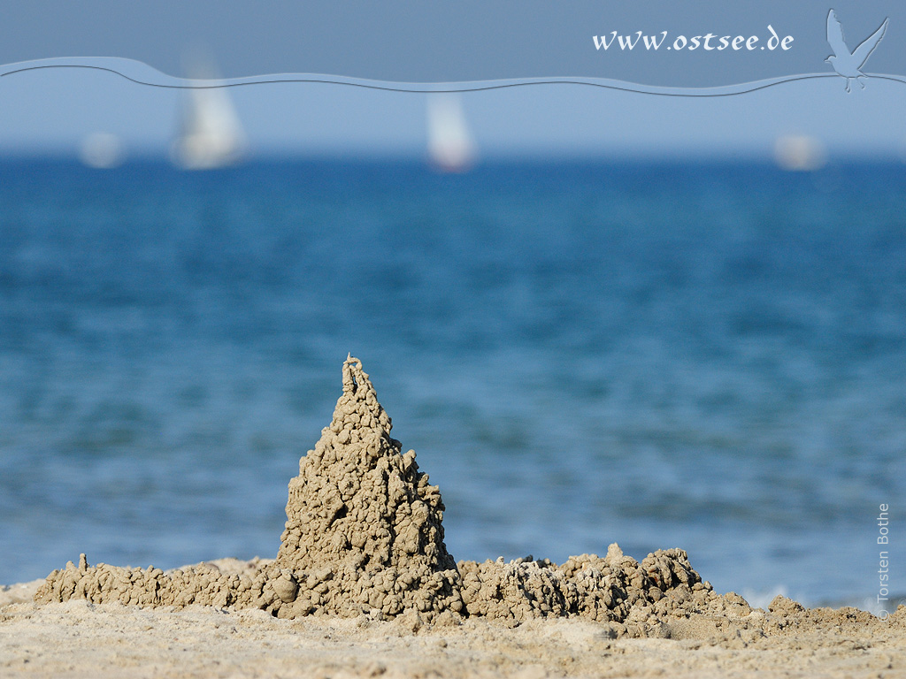 Hintergrundbild: Kleckerburg an der Ostsee