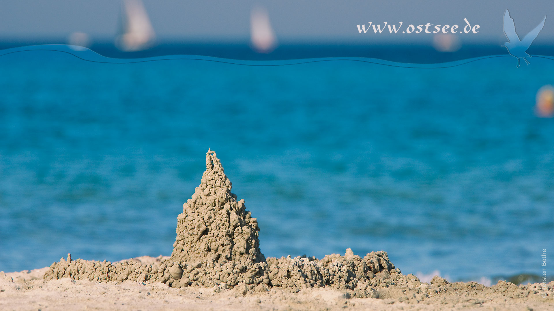 Hintergrundbild: Kleckerburg an der Ostsee