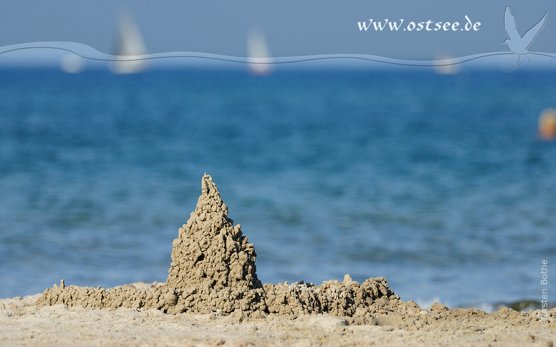 Hintergrundbild: Kleckerburg an der Ostsee