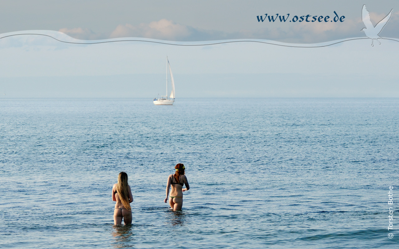 Hintergrundbild: Baden in der Ostsee